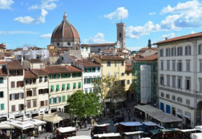 Panoramic Suite near Duomo and Station